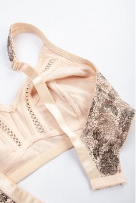 Бюстгальтер 